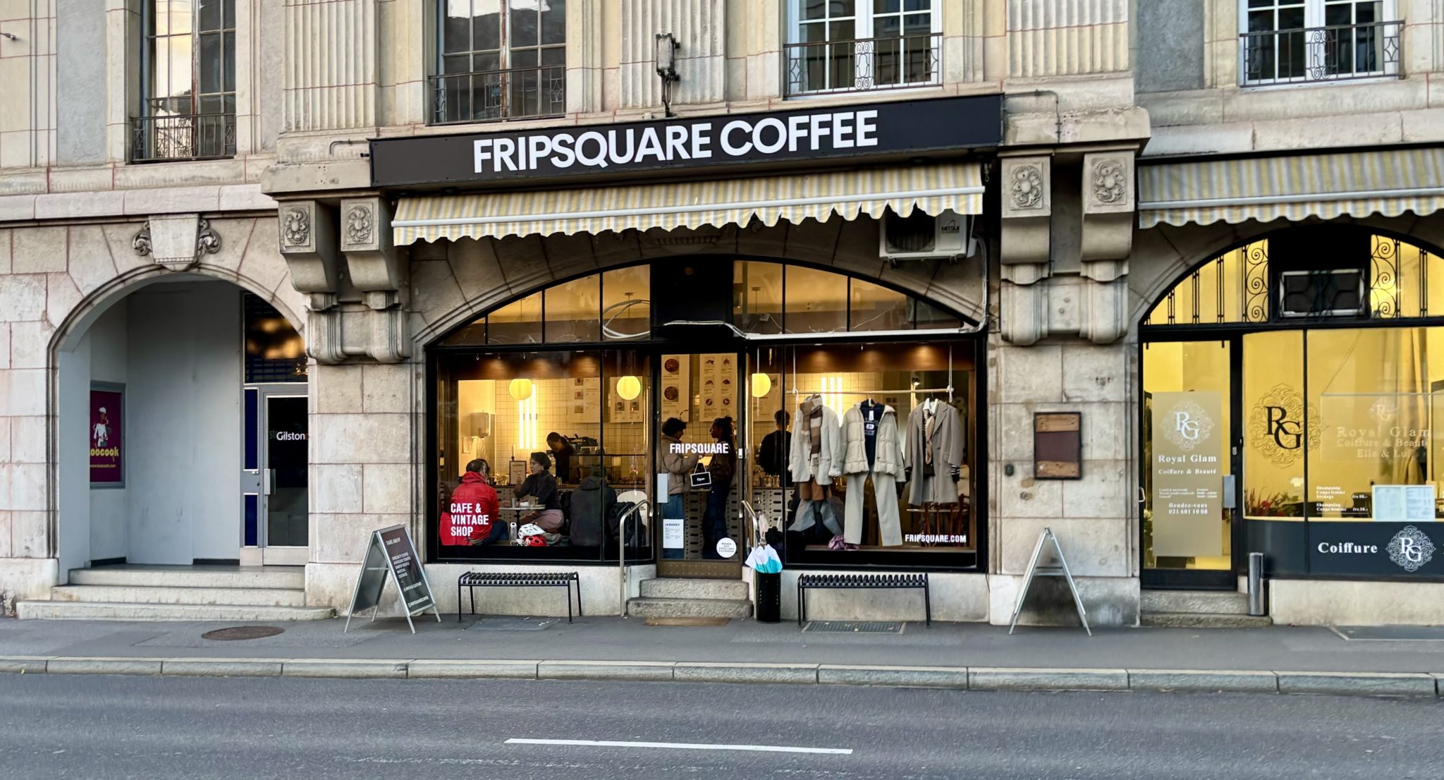 Frip Fripsquare Coffee & Vintage store (Lausanne) – Quand est-ce qu'on mange?